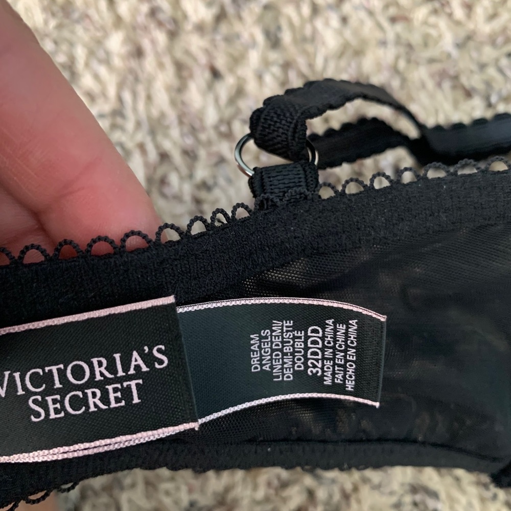 Victoria Secret bra - Picture 7 of 7